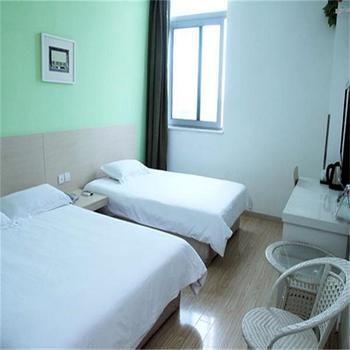 Motel 168 Shanghai Pudong Huinan Metro Station Tesco Екстериор снимка