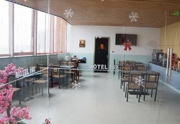 Motel 168 Shanghai Pudong Huinan Metro Station Tesco Екстериор снимка